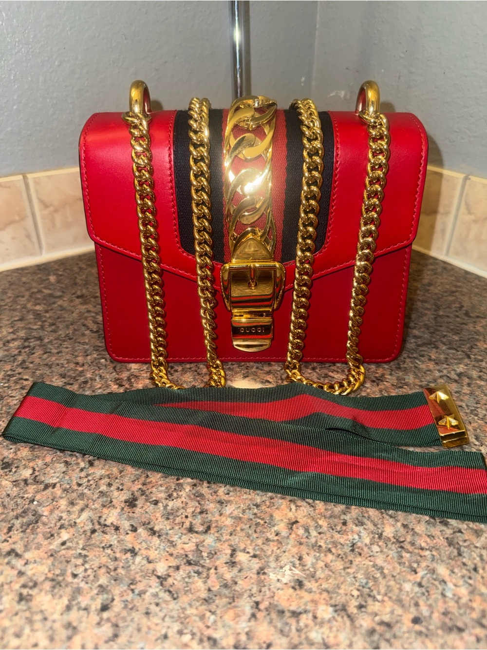 Gucci Sylvie Chain Bag in Hibiscus Red calf skin Leather. ✅AUTHENTIC✅ - Picture 14 of 14